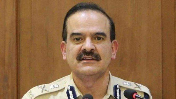 મુંબઇના પૂર્વ કમિશ્નર પરમબીર સિંહને રાહત, સુપ્રીમે ગિરફ્તારી પર લગાવી રોક