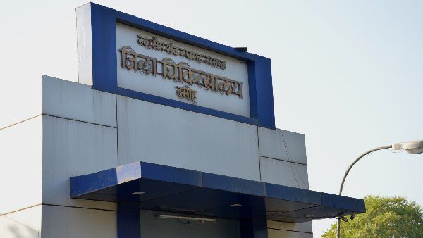 માતા અને બાળકની 20 દિવસથી વધુ સારવાર કરાઇ હતી માતા અને બાળકની 20 દિવસથી વધુ સારવાર કરાઇ હતી