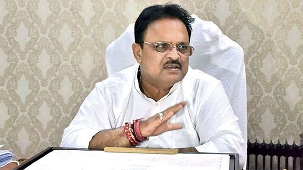 પરપ્રાંતિયોના નામ ઉપર રાજનીતિ ગરમાઈ, ભાજપે કહ્યું- 2022માં જનતા આપશે જવાબ