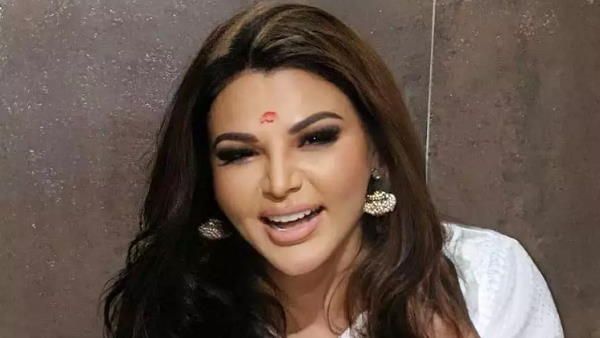 યુઝર્સે રાખી અને પ્રેમ માટે કોમેન્ટ કરી