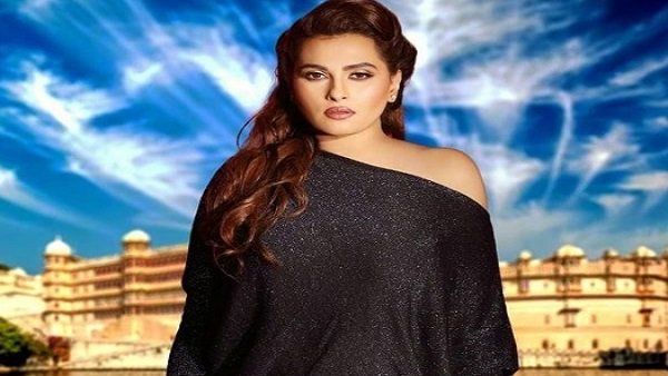 દેવ ઠાકુરે નકારી કાઢ્યા આરોપો