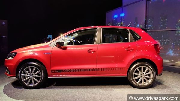 Volkswagen Polo - 4 સ્ટાર્સ (AOP સ્કોર: 12.54) Volkswagen Polo - 4 સ્ટાર્સ (AOP સ્કોર: 12.54)