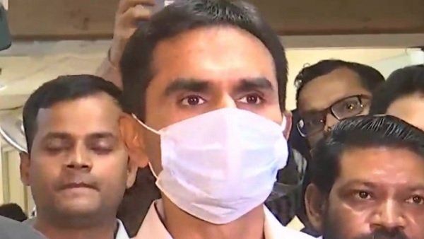 મલિકના નવા આરોપ પર વાનખેડેએ કહ્યુ - મે તો ક્રાંતિ સાથે 2017માં લગ્ન કર્યા પછી...