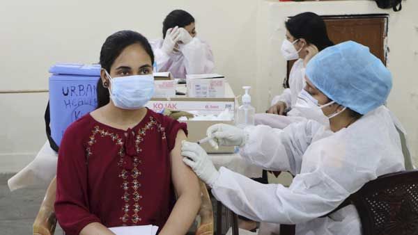 શું તમે વેક્સિન લીધી, ન લીધી હોય તો લઇ લો, હવે તમે જીતી શકો છો iPhone