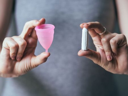 પેડ્સ, ટેમ્પન્સ અથવા કપ દૂર કરવાનું ભૂલશો નહીં