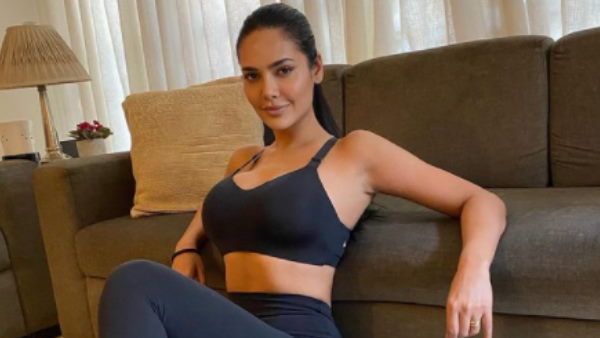 સોશિયલ મીડિયા પર છવાયેલી રહે છે ઈશા