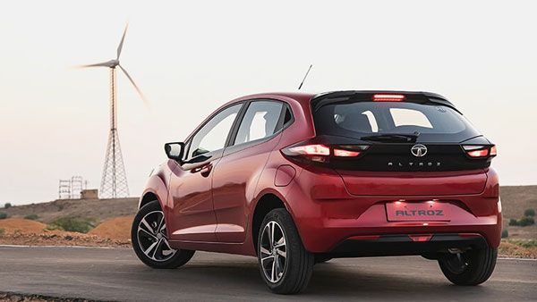 Tata Altrozના XE બેસ-વેરિયન્ટને અપાયા નવાં ફીચર્સ, જાણો કંપનીએ શું અપડેટ કર્યું