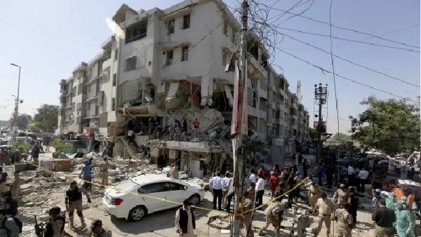 પાકિસ્તાનના કરાચીની બિલ્ડીંગમાં મોટો વિસ્ફોટ, 10 લોકોના મોત