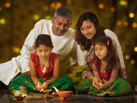 અનુશાસનહિનતાથી દૂર રહો