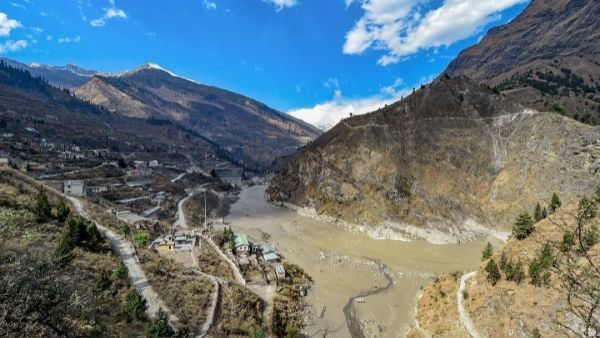 હિમાલયમાં 40% બરફ પડી ગયો છે