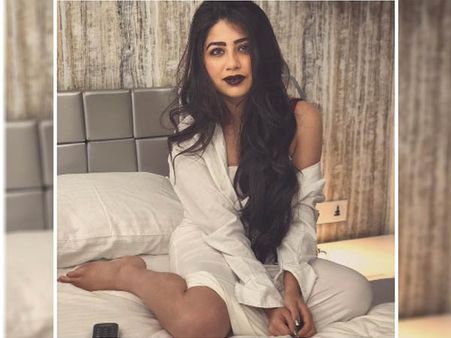 નાઇટ ડ્રેસ