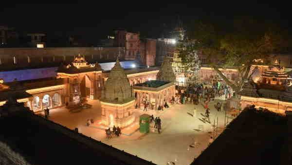 કાશી વિશ્વનાથ કોરિડોર: પીએમ મોદી સોમવારે કરશે લોકાર્પણ, જાણો ખાસ મુહુર્ત