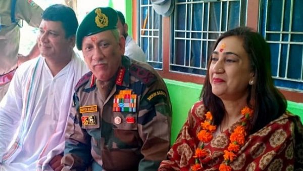 હેલિકોપ્ટરમાં આટલા લોકો સવાર હતા