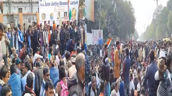 પટના: BJP ઓફીસની બહાર વોર્ડ સચિવોએ કર્યો હંગામો, પોલીસે કર્યો લાઠીચાર્જ