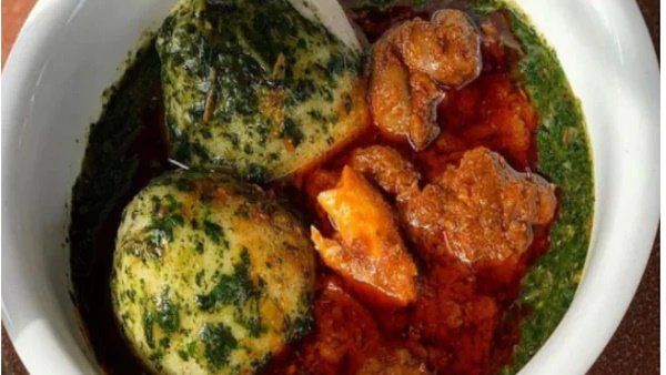 મહિલાએ સ્ટ્રીટ પરથી ખરીદ્યુ હતુ જમવાનુ મહિલાએ સ્ટ્રીટ પરથી ખરીદ્યુ હતુ જમવાનુ