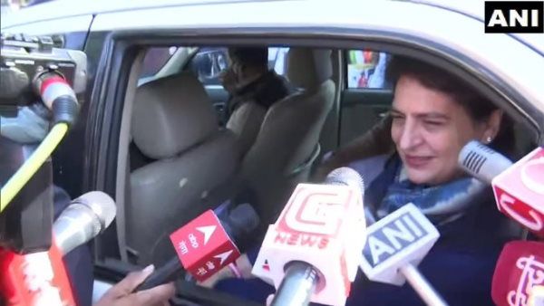 પ્રિયંકાએ અખિલેશ યાદવને કહ્યા 'જ્યોતિષી', જાણો કેમ કહી વાત?