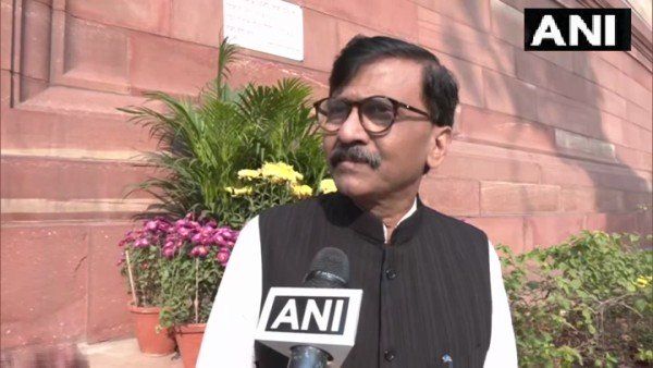 દેશના સુપ્રીમ કમાન્ડર સાથે આવું કેવી રીતે થઈ શકે? સંજય રાઉતે હેલિકોપ્ટર દુર્ઘટના પર સવાલ ઉઠાવ્યા!