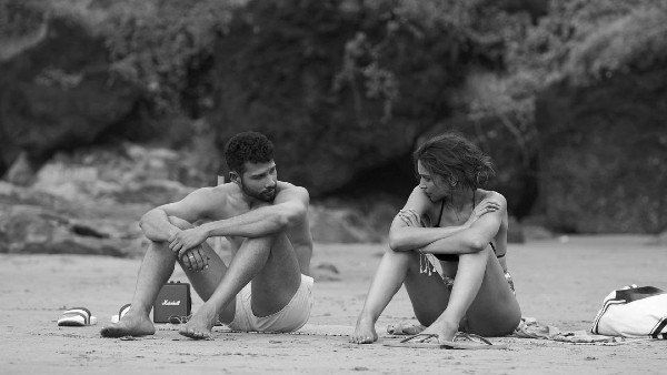 દીપિકા અને સિદ્ધાંતનું લિપલોક