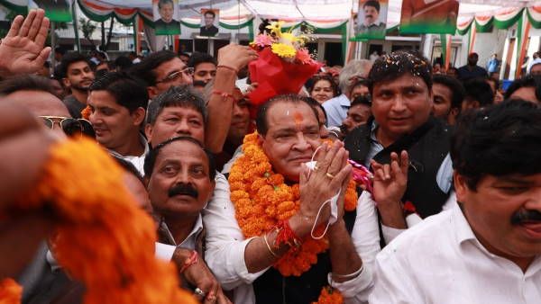 આપદા, ખેડૂત અને યશપાલ 3 નબળા પરિબળ