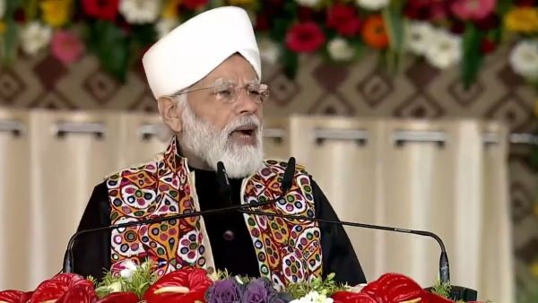 કાશીમાં પીએમ મોદીનો વિપક્ષ પર વાર, બોલ્યા - ગાય અમુક લોકો માટે ગુનો હોઈ શકે છે, અમારા માટે માતા છે