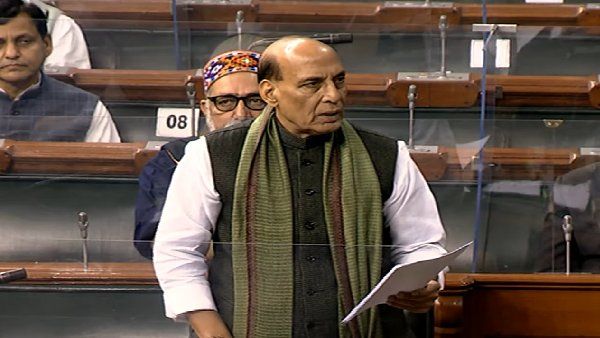 સંસદમાં સંરક્ષણ મંત્રીએ આપી દૂર્ઘટનાની સંપૂર્ણ માહિતી, કહ્યુ - દૂર્ઘટનાની તપાસ કરાઈ રહી છે