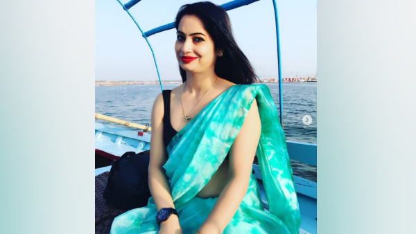 રીના દ્વિવેદી સોશિયલ મીડિયા સ્ટાર બની ગઈ