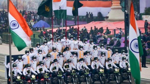 ગણતંત્ર દિવસ પરેડમાં કયા આઈડી લઈ જવા? ગણતંત્ર દિવસ પરેડમાં કયા આઈડી લઈ જવા?