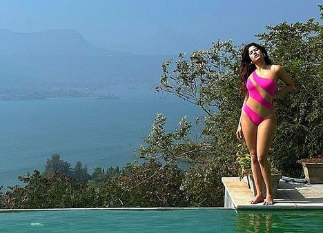 19 હજાર રૂપિયા ખર્ચ્યા 19 હજાર રૂપિયા ખર્ચ્યા