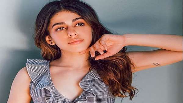 ચહેરાની પફીનેસને દૂર કરવા માટે અલાયા ફર્નીચરવાલા અપનાવે છે ઘરેલુ ટીપ્સ