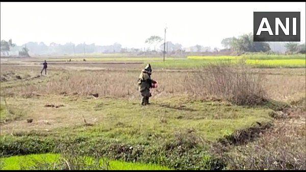 6 બોમ્બ મળી આવ્યા, એક આરોપીની ધરપકડ