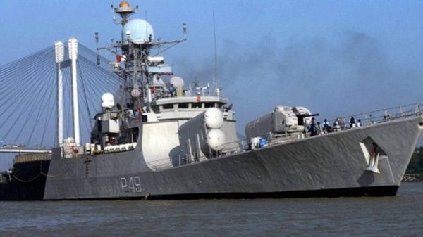 ભારતીય નૌકાદળ પાસે મઝાગોન ડોક શિપબિલ્ડર્સે સમાન જહાજ બનાવ્યું