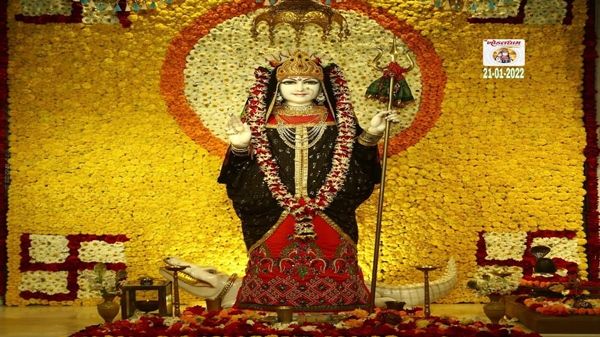 ખોડલધામની પાંચમી વર્ષગાંઠની ઉજવણી, સોશિયલ મીડિયા પર લાઇવ જોઇ શકાશે લાઇવ