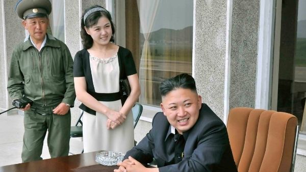 કિમ જોંગ ઉનની પત્નીના રહસ્યોનો થયો ખુલાસો, ચીયરલીડર કેવી રીતે બની તાનાશાહની પત્ની?