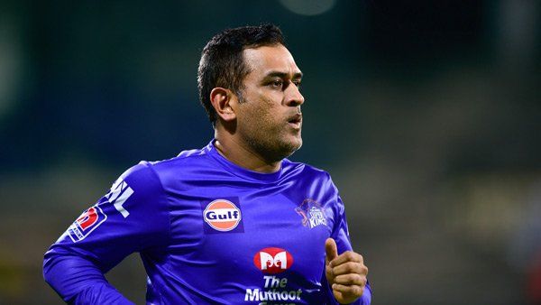 ધોનીની નવી કાર લેન્ડ રોવર સીરિઝ 3