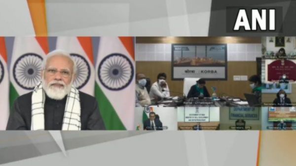 વડાપ્રધાન નરેન્દ્ર મોદીએ જિલ્લા મેજિસ્ટ્રેટ સાથે કરી વાત, કહ્યું- દરેક જીલ્લાએ બીજાની સફળતાથી શિખવાની જરૂર