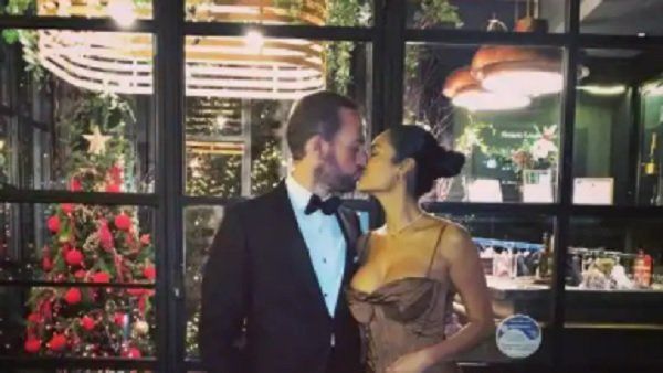 પાર્ટીમાં ઈશાએ વિદેશી બોયફ્રેન્ડને કિસ કરી