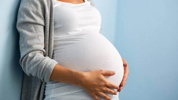 પરિવાર ગર્ભધારણ કેન્દ્ર લઈ જતો હતો પરિવાર ગર્ભધારણ કેન્દ્ર લઈ જતો હતો