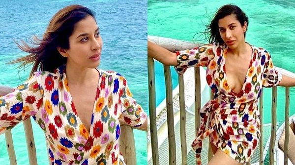 પ્રિન્ટેડ ડ્રેસમાં સૌફી