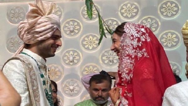 અનમોલ અને કૃશાએ ડિસેમ્બર, 2021માં કરી હતી સગાઈ