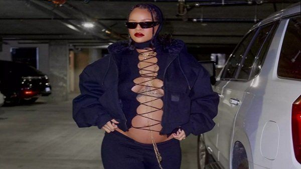 કેવો પસાર થઈ રહ્યો છે રિહાનાનો સમય કેવો પસાર થઈ રહ્યો છે રિહાનાનો સમય