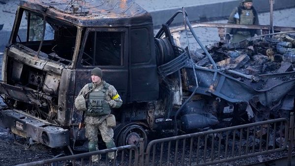 Russia- Ukraine War: પુતિનના કુકર્મોનું ફળ રશિયન બેંકોને મળશે- 10 પોઈન્ટમાં જાણો મસગ્ર મામલો