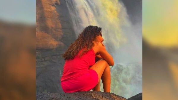 સ્વિમ સૂટમાં સામંથા