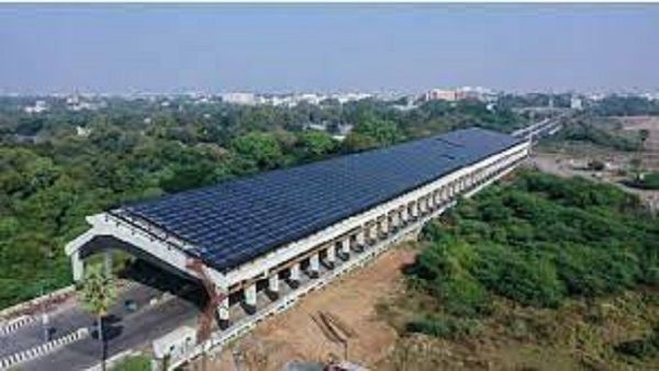 વડોદરા: સોલાર બ્રિજે 9 મહિનામાં આપી 50 લાખની વિજળી, આ બ્રિજમાં છે 3024 પેનલ
