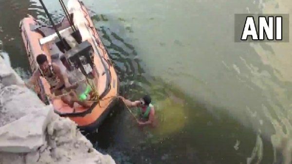 ચંબલ નદીમાં કાર ખાબકી, 9 લોકોના મોત