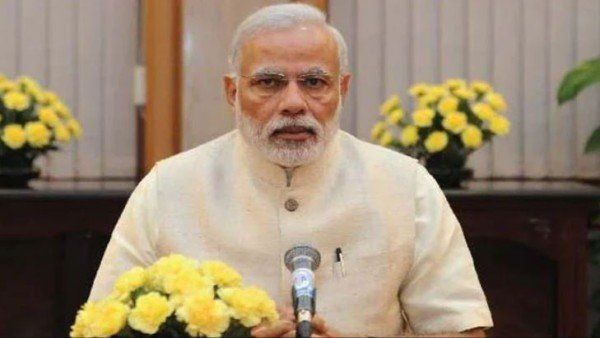 30 સેકન્ડમાં સૂઈ જાય છે પીએમ