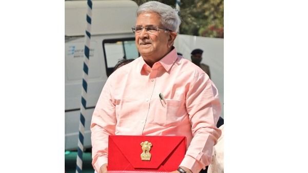 Gujarat Budget 2022 : મહિલા અને બાળ વિકાસ વિભાગ માટે 4976 કરોડની જોગવાઇ