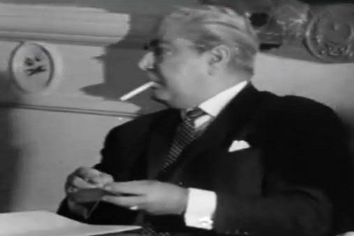 સ્ત્રીઓ સાથે સંબંધ