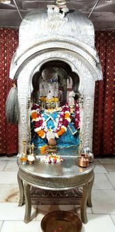 વિવાહિત પુરુષ તમારા આ મંદિરમાં પ્રવેશ કરશે અને તેના વિવાહિત જીવનમાં મુશ્કેલીઓ આવશે.