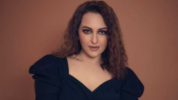 પ્રેસ કોન્ફરન્સમાં સોનાક્ષી સિંહાએ અપશબ્દો કહ્યા હતા