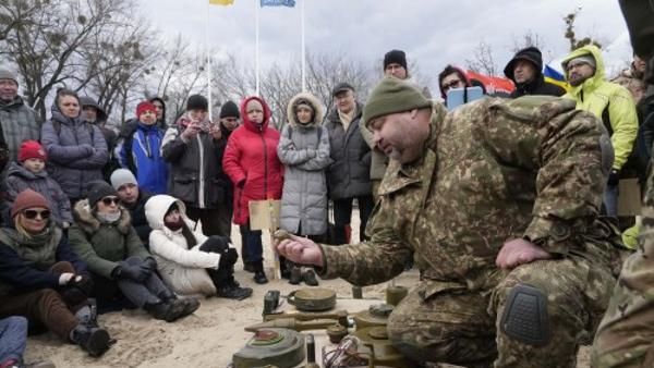 રશિયન સૈનિકો ફાંસી લગાવવા માંગે છે